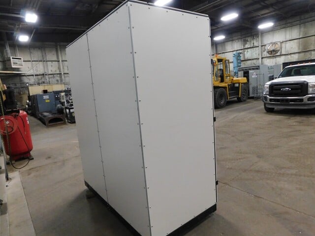 600 HP Yaskawa, G5U4600, Vector VFD drive, 1200 FLA, 480 VAC, 3 phase - Image 6