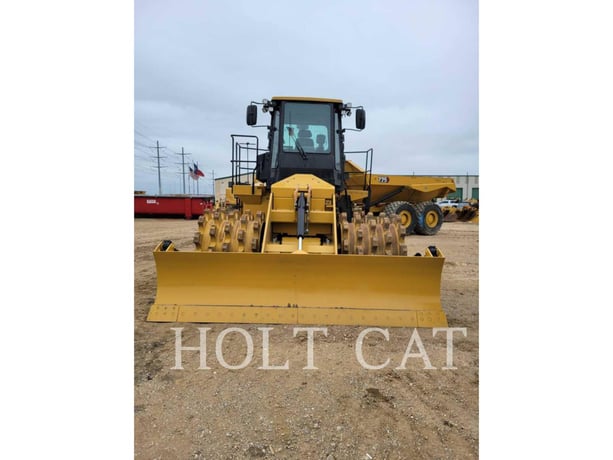 Caterpillar 815, Compactor, 44 hours, S/N: J5T00232, 2024 - Image 3