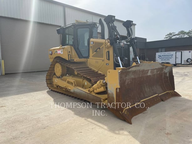Caterpillar D6, Crawler Dozer, 2134 hours, S/N: KMT01122, 2023 - Image 1