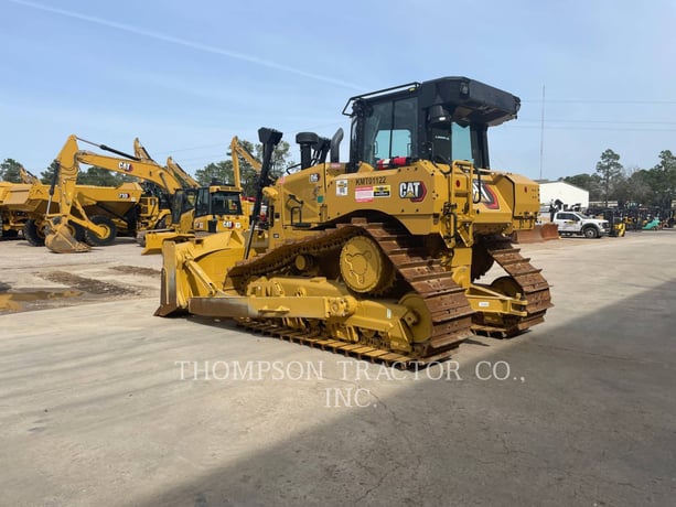 Caterpillar D6, Crawler Dozer, 2134 hours, S/N: KMT01122, 2023 - Image 2
