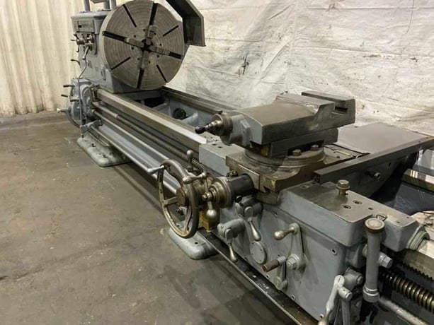 38" x 132" Lehmann, engine lathe, 4-jaw 30" chuck, 20 HP, coolant with chip pans, taper attachment - Image 3