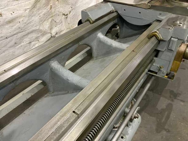 38" x 132" Lehmann, engine lathe, 4-jaw 30" chuck, 20 HP, coolant with chip pans, taper attachment - Image 9