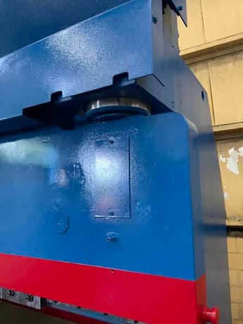 200 Ton, Atlantic #HDE200-12, hydraulic press brake, 12' overall, 124" between housing, 7.8" stroke, 11.8" - Image 10