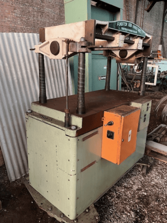 2500 lb. Hansford Davis (Funditor) #1019, platen area lower 25" x 40", 10 ton die try-out - Image 4