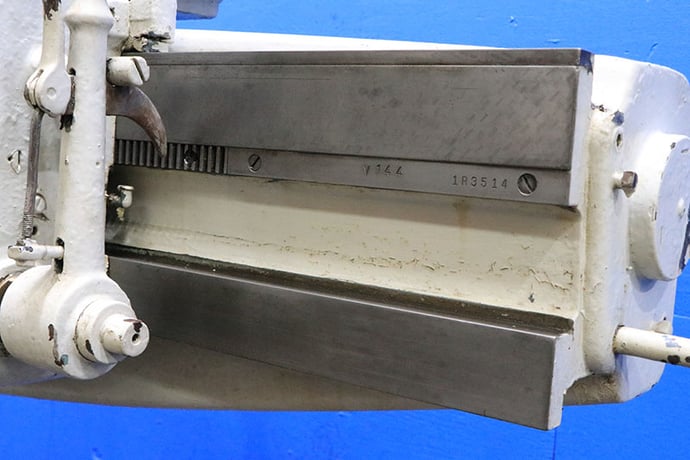 3' -9" Cincinnati Bickford #Super-Service, radial drill, 60-1200 RPM, power elevation - Image 5