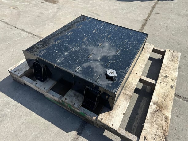 Caterpillar, expansion tank for radiator or heat exchanger, 36" L x 29" W x 9" H, unused surplus, 2020 - Image 4