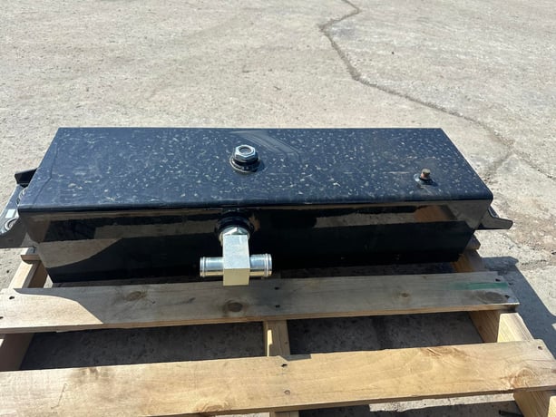 Caterpillar, expansion tank for radiator or heat exchanger, 44" L x 18" W x 9" H, new surplus, 2020 - Image 4