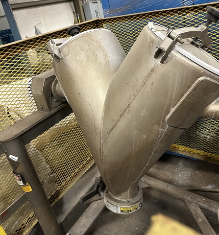 3 cu.ft. Patterson, V-type mixer, Stainless steel - Image 2