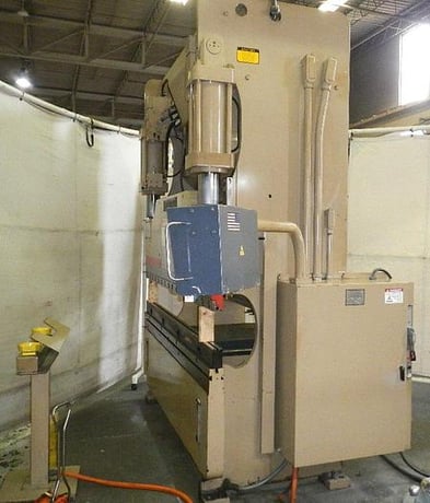 90 Ton, Cincinnati #90CBX6, CNC hydraulic press brake, 8' overall, 72" between housing, 14" stroke, 7" - Image 10