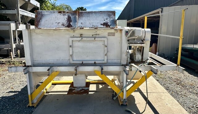 45 cu.ft. Marion #4020, Paddle Blender Batch Mixer, Carbon Steel, 20 HP w/ gear reducer, 10.5" x 10.5" center - Image 1