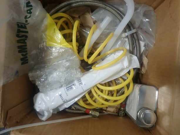 Hinkle Loctite #97101, MMD pump system 1000, w/ reservoir & electric heat element - Image 9