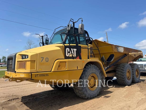 Caterpillar 725C2, Articulated Truck, 5988 hours, S/N: 2T300696, 2019 - Image 1