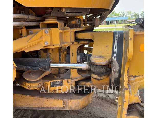 Caterpillar 725C2, Articulated Truck, 5988 hours, S/N: 2T300696, 2019 - Image 8