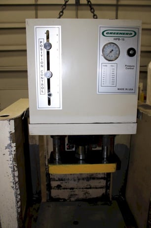 15 Ton, Greenerd #HPB-15, hydraulic press, 8" stroke, 13.5" daylight, 9" throat, 18" x11"bed, 33 gallon - Image 3
