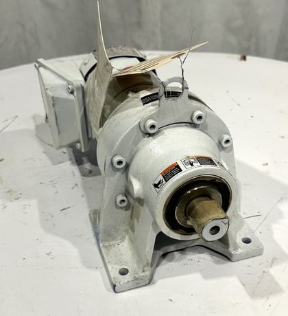 .25 HP 1730 RPM Sumitomo #CNHMS02-6105DAYA-289, Inline Gear Motor Reducer, 289:1 Ratio, 3 Phase, 6.06 Out - Image 2