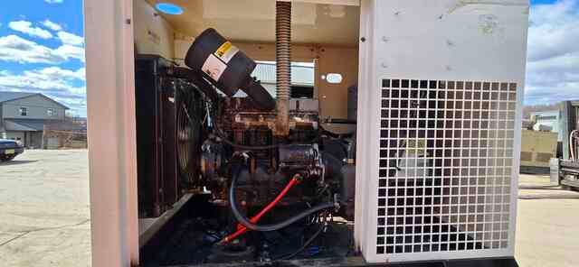 20 KW Taylor, Diesel Generator, Isuzu 4LE1 engine, 516 hours, 1 phase, 240 Volts - Image 10