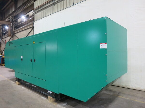 300 KW Cummins #C300N6, Natural gas / propane generator, sound attenuated enclosure, 277/480 Volts, new - Image 3