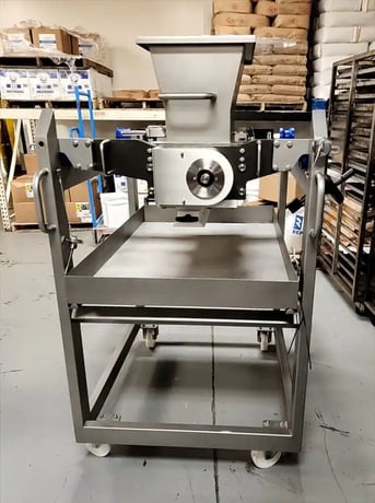 Minipan #Comby-660-Plus, cookie & biscuit depositor, motorized pan buffer & synchronized pan loading, 2021 - Image 3