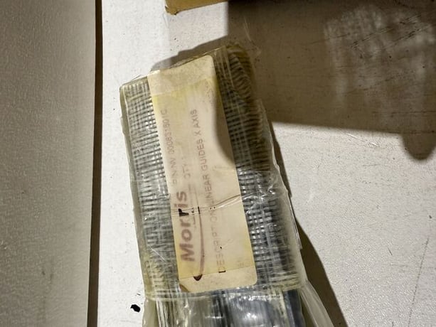 Morris #NV-000831601C, linear guide X-Axis, new no box - Image 4