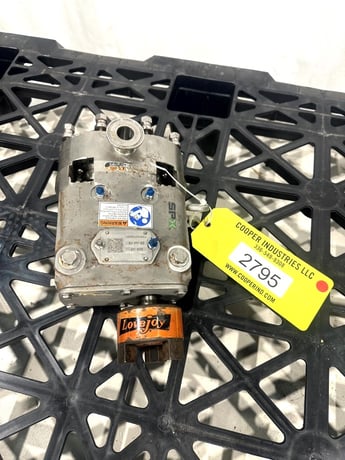 SPX #006U3, Universal Pump, Stainless Steel, 1" I.D. Inlet/Outlet w/2" Flange - Image 4