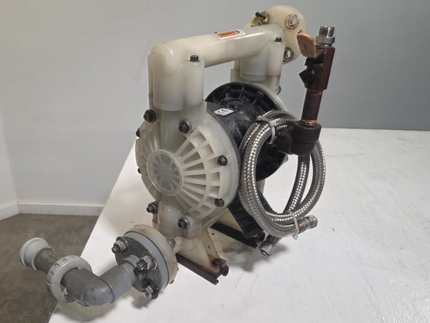 Warren Rupp Sandpiper, Plastic Diaphragm Pump - Image 3