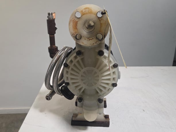 Warren Rupp Sandpiper, Plastic Diaphragm Pump - Image 4