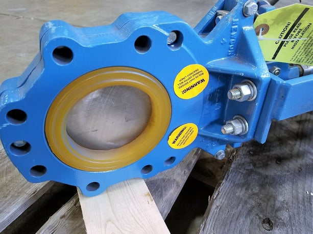 4" Newcon, Knife Gate Valve, Automated, Threaded Lug, 150 psi @ 200 F - Image 7