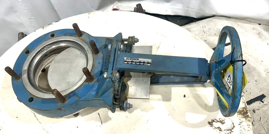 8" DeZurik, Manual Knife Gate, 150 psi CWP, 450 F max. - Image 4