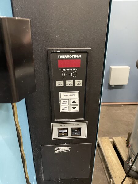 24" width x 24" D x 24" H Thermotron #S-8C, environmental chamber, 8 cu.ft., -68° to 177° - Image 3