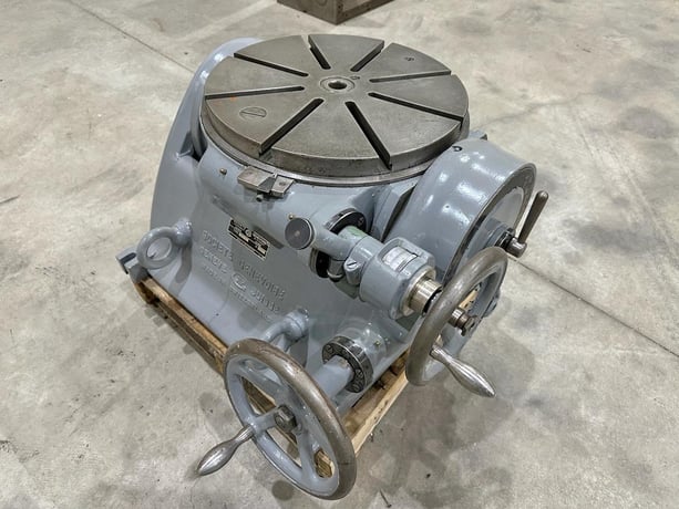 18" Sip #PI-5, tilting rotary table, 180 teeth on the platen - Image 1