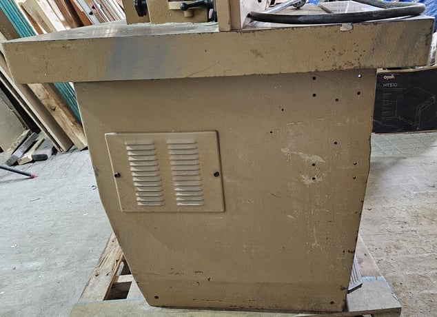 SCM #T-120/C, heavy duty shaper, 5.5 HP, 6.3 amps, 41" x 35" table, 1-1/4" spindle, 5 speed - Image 5