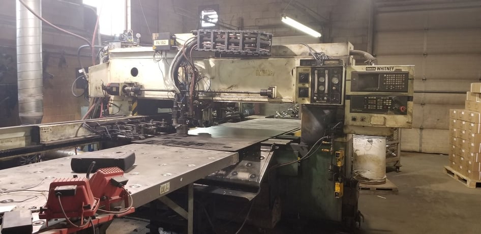 40 Ton, Whitney #3400-RTC, plasma/punch with Hypertherm 2000, 1997 - Image 1