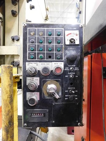 110 Ton, Komatsu #OBS-110-2, OBS press, 5.91" stroke, 14.5" throat, 20.9" Shut Height, 3.94" adj., 32-65 SPM - Image 3