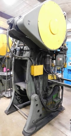 70 Ton, Federal #6, OBI press, 5" stroke, 13.5" throat, 13" die space, 3" ram, 45 SPM, air clutch & brake - Image 5