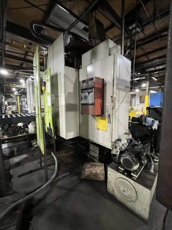 Motch & Merryweather #135VNC, CNC vertical turret lathe, GE Fanuc 18T, 30" chuck, 35" swing, chip conveyor - Image 6