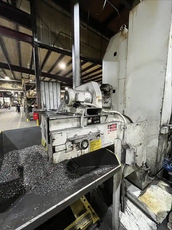 Motch & Merryweather #135VNC, CNC vertical turret lathe, GE Fanuc 18T, 30" chuck, 35" swing, chip conveyor - Image 9