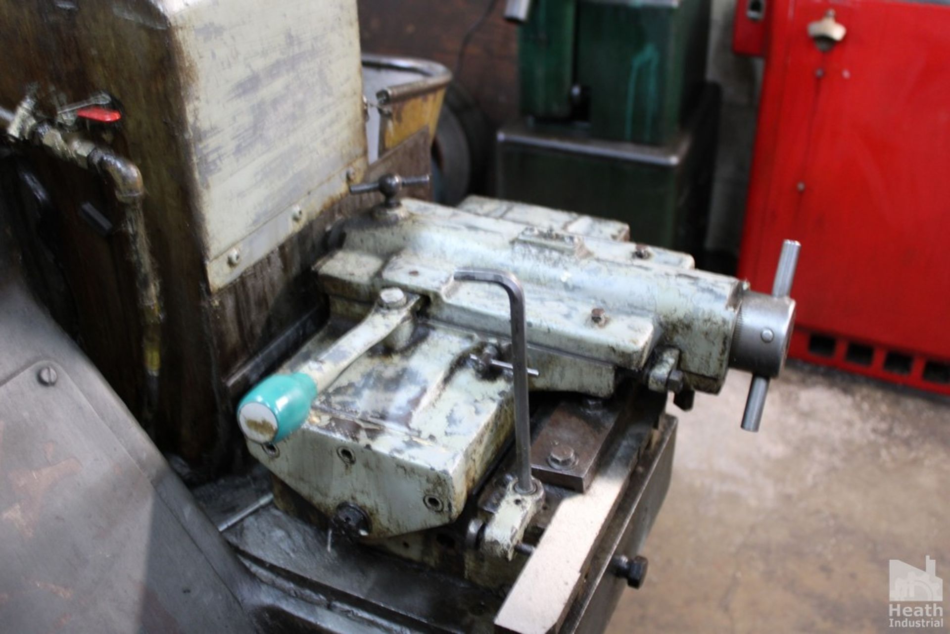 Cincinnati No. 107-4, centerless grinder, 4" Infeed work rest, 16" diameter & 9" diameter wheels capacity - Image 6