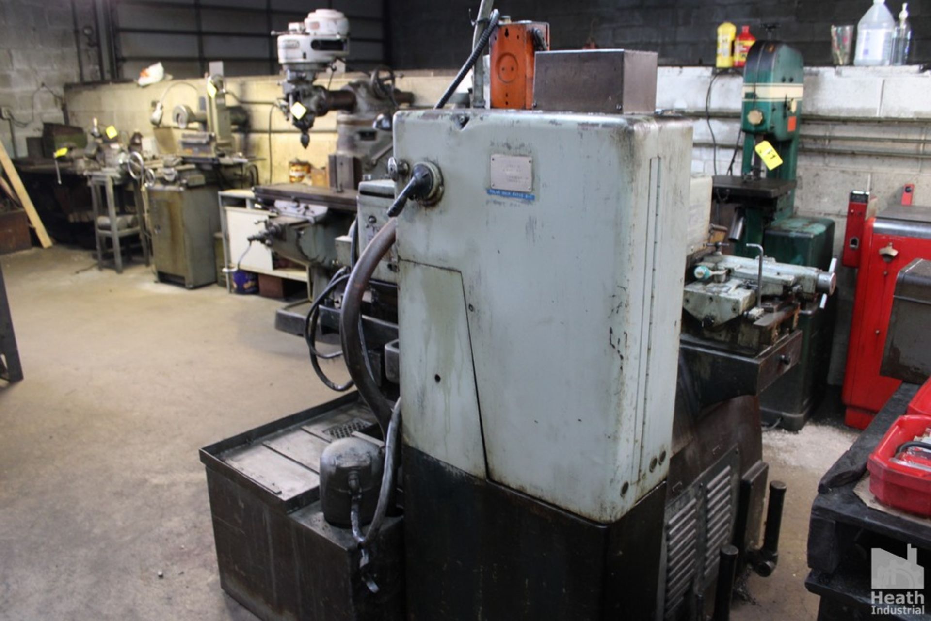 Cincinnati No. 107-4, centerless grinder, 4" Infeed work rest, 16" diameter & 9" diameter wheels capacity - Image 7