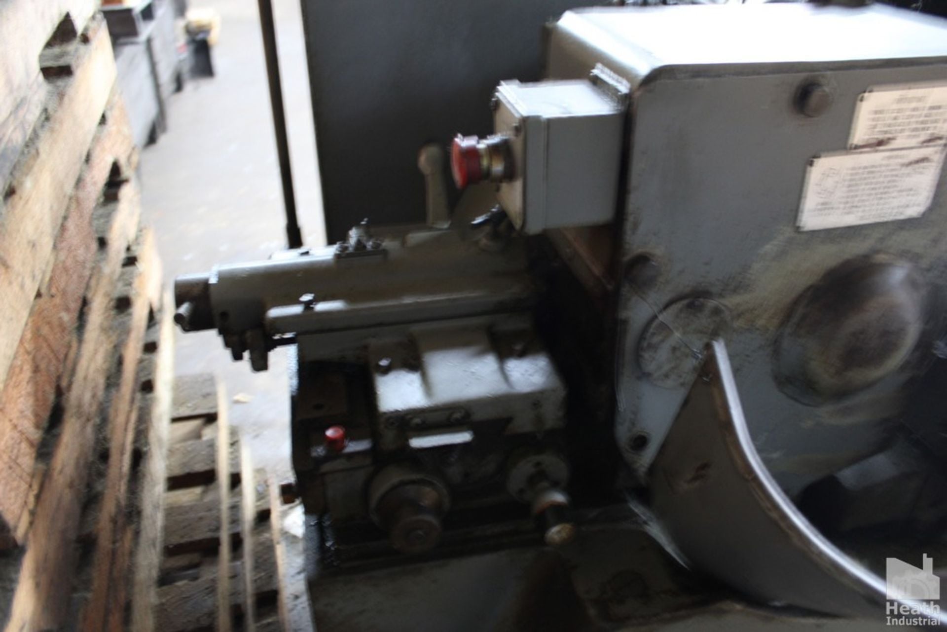 Cincinnati No. 107-4, centerless grinder, 4" Infeed work rest, 16" diameter & 9" diameter wheels capacity - Image 5