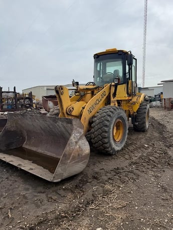 New Holland #LW-170.B, #0648Y, bucket wheel loader, 8837 hours - Image 1