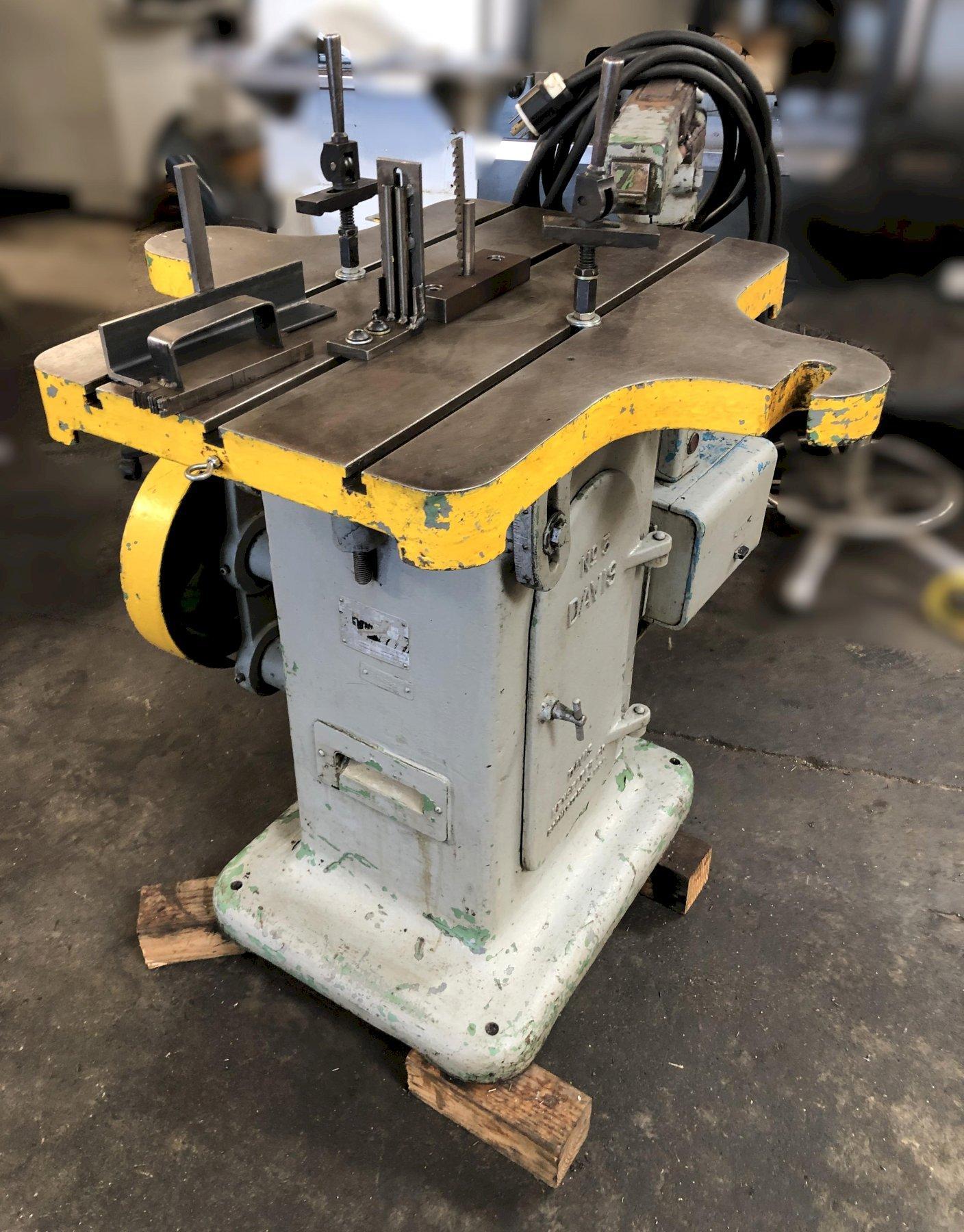 1/16"- 1-1/2" Davis #5, keyseater broach machine, 17" keyway length, 18.75" throat, 30" x21" tbl. - Image 3