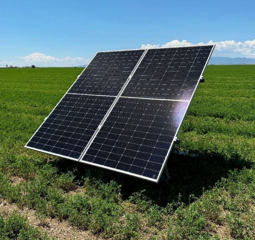 1380 Watt SolarSet #LT-2-OGS-1.38-5.1, 2 panel, standard off grid solar system, 120 Volts, new - Image 1