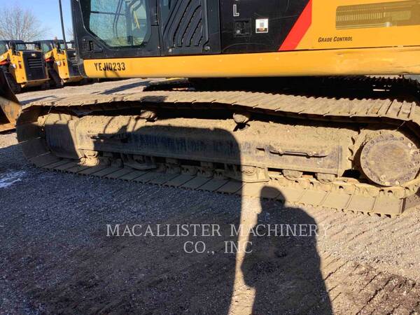 Caterpillar 323FL, Crawler Excavator, 5650 hours, S/N: YEJ10233, 2017 - Image 5