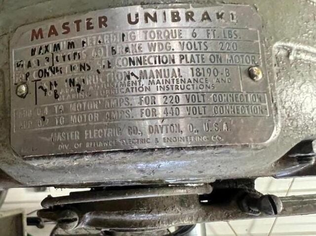 14" x 36" Cincinnati, universal cylindrical grinder, 12" x 1.5" x 5" grinding wheel, 7.5 HP, 1962 - Image 6