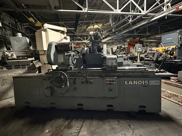 18" x 48" Landis #3RH, universal cylindrical grinder, 14" x 2" x 5" grinding wheel, 5 HP, 1745 RPM, 1967 - Image 3
