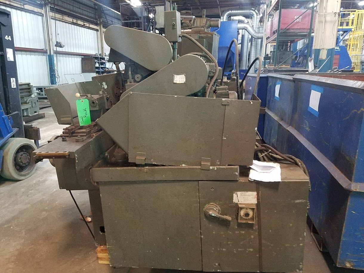 10" x 17.5" Cincinnati #R-57, universal cylindrical grinder, 5" H of centers, 16" x 2" x 5" grinding wheel, 3 - Image 2