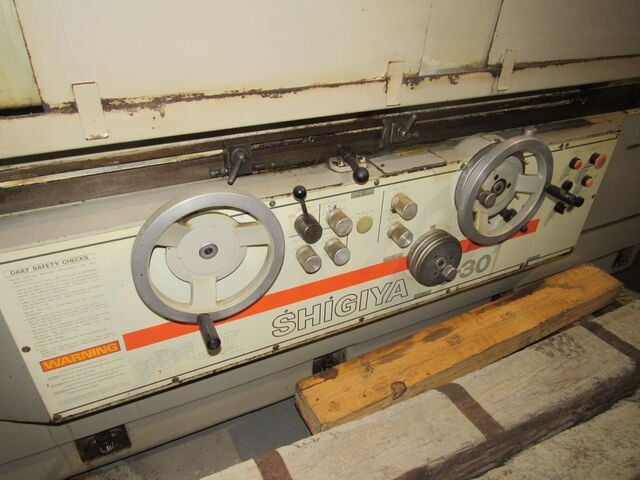 11.8" x 40" Shigiya #GU-308-100A, universal cylindrical grinder, 14" x 1" x 6" wheel, 3.7 kW, 1998 - Image 4