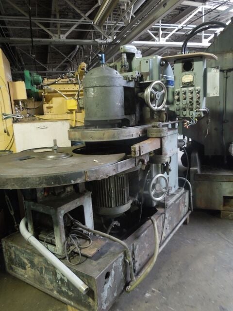 Gardner #2V18-24, Vertical Opposed Disc Grinder, 24" diameter Wheel, 40" diameter Rotary Carrier, 15 HP, 1175 - Image 6