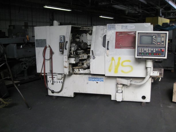 Cincinnati, Heald #3EF-700, multi-surface internal grinder, 2-spdl., 8" swing, 26" table travel, 25 FPM, 5 - Image 1
