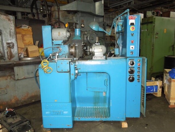 Bryant #1109, internal grinder, 9" swing, 3.5" grinding stroke, 6" Traverse stroke, 200-1200 RPM - Image 1